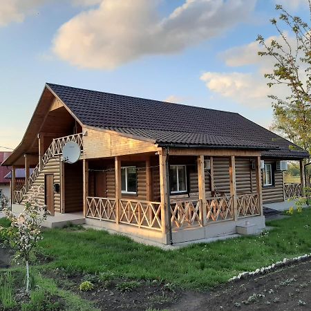 ホテル Гостьовий Дім На Герцена Guest Hous On Gertsena Novhorod-Siverskyi エクステリア 写真